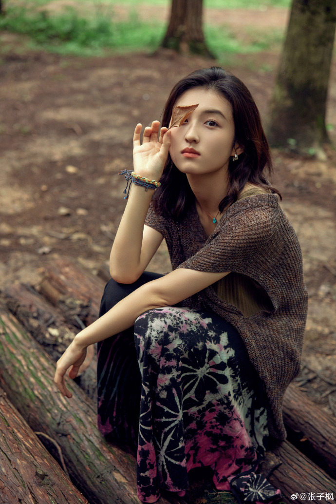 邻家妹妹张子枫森系美女写真 4