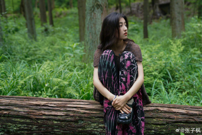 邻家妹妹张子枫森系美女写真 7