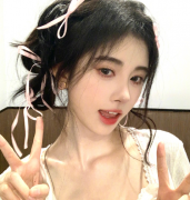 四川美女明星鞠婧祎卡哇伊图片